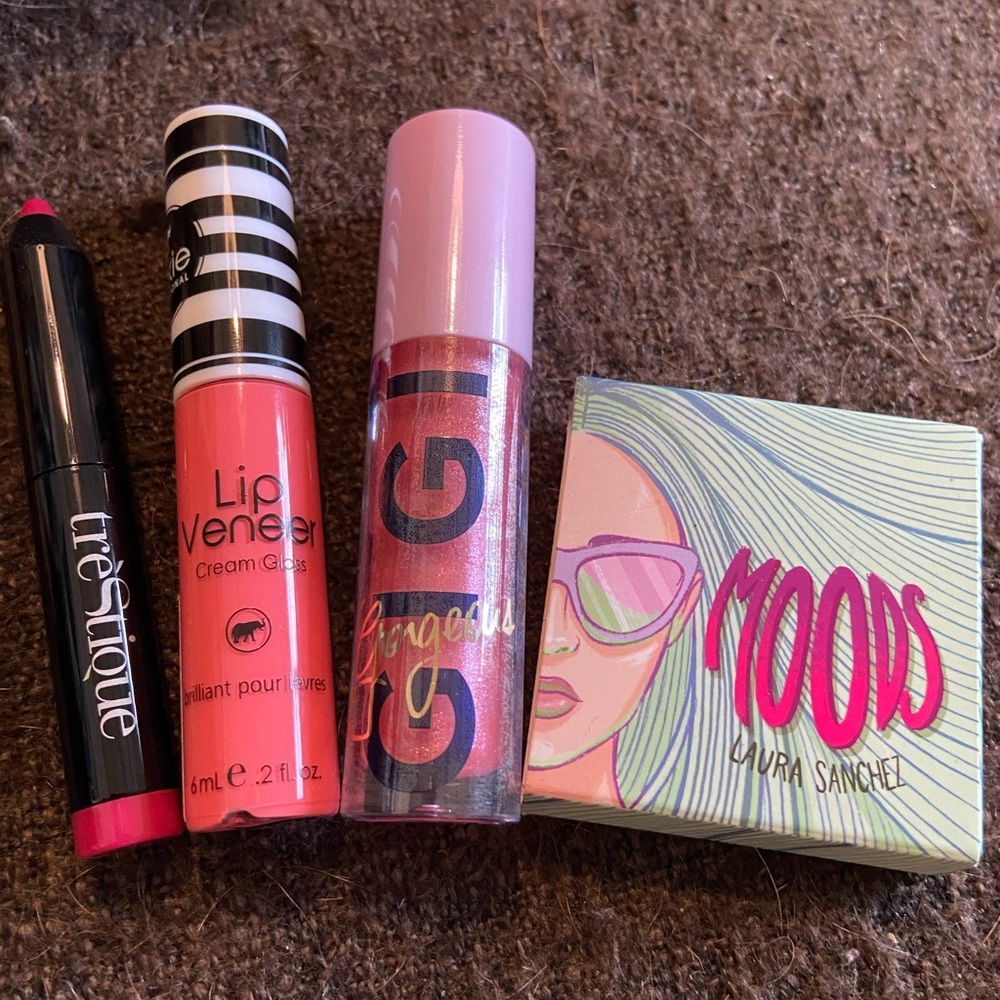 ❗️5 for 25❗️Lip & Eye Bundle